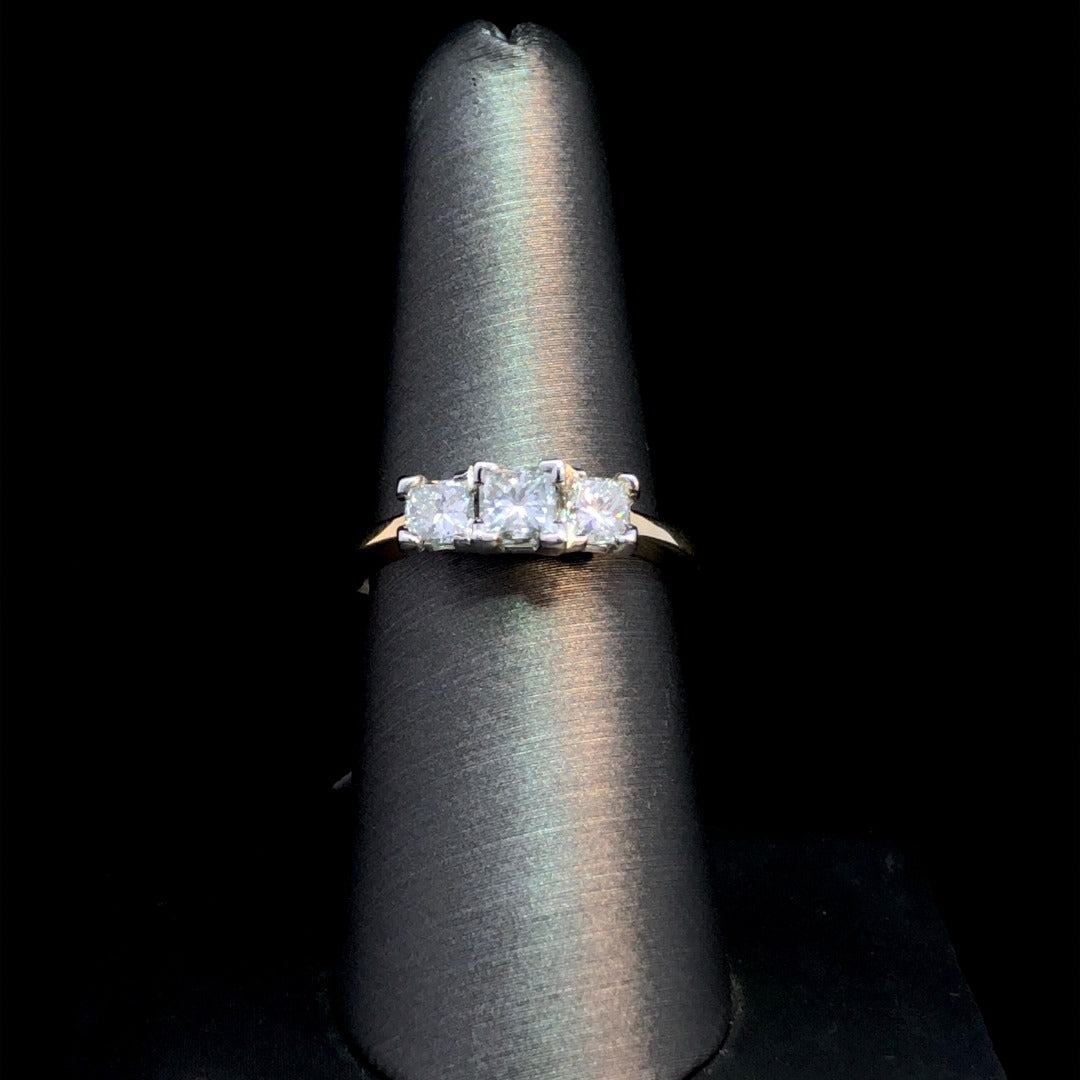 160635 - 1.13 ctw diamond ring