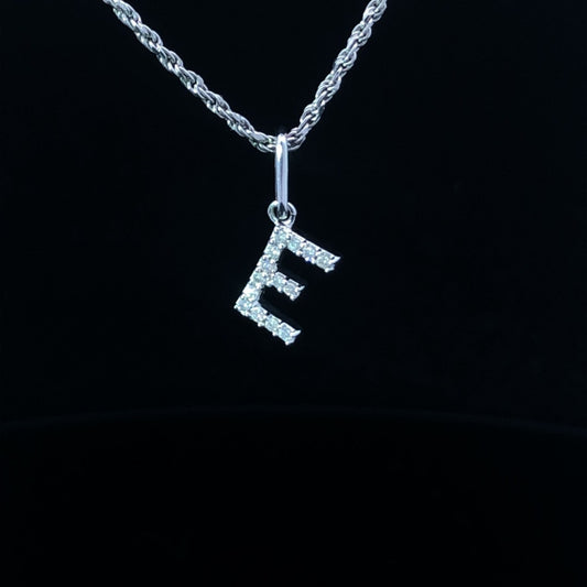 160783 - .06 ctw diamond pendant