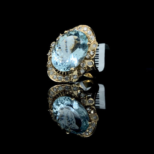 152342 - .50 ctw diamond and aquamarine ring