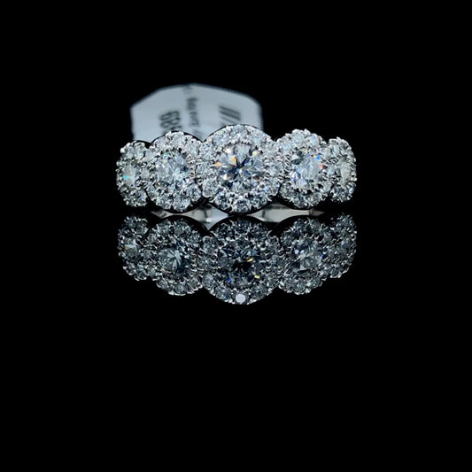 160989 - 1.25 ctw diamond ring