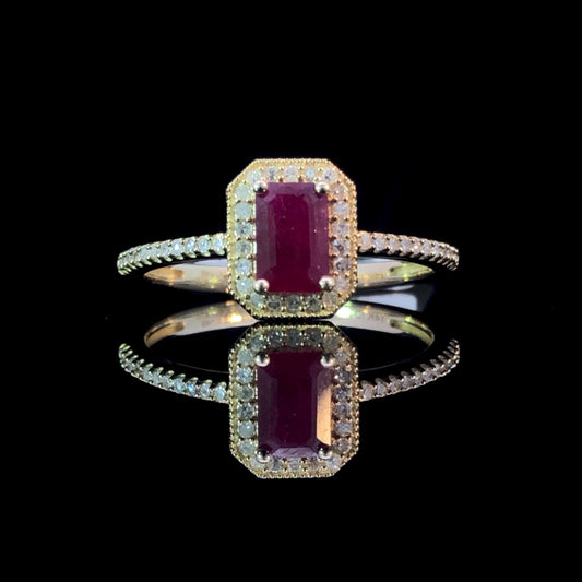 161722 - .83 ctw diamond and ruby ring